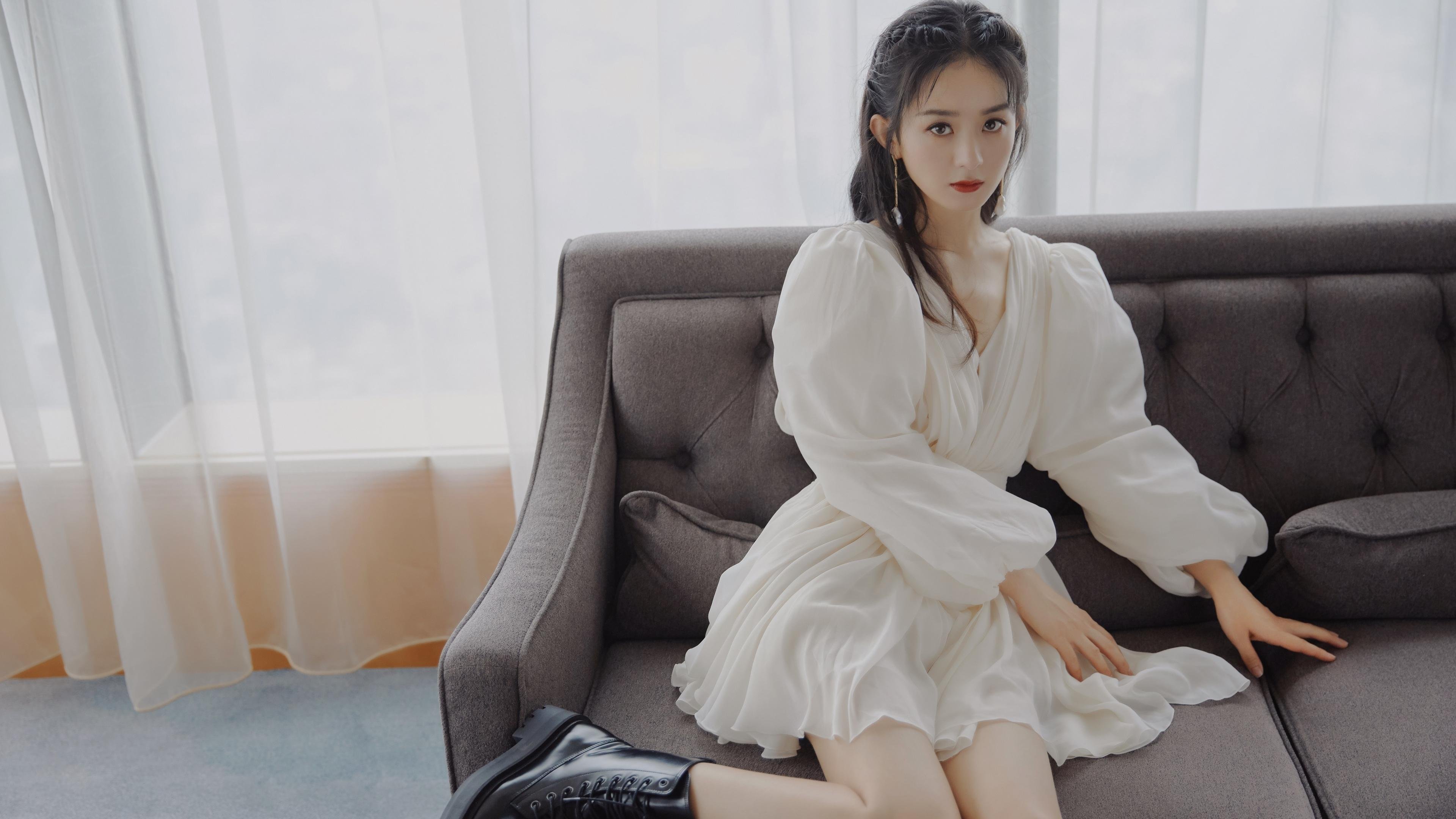 开云体育在线-广东队横扫灰熊！拉梅洛·鲍尔在年度焦点之战中霸气接管，篮球世界为之震撼