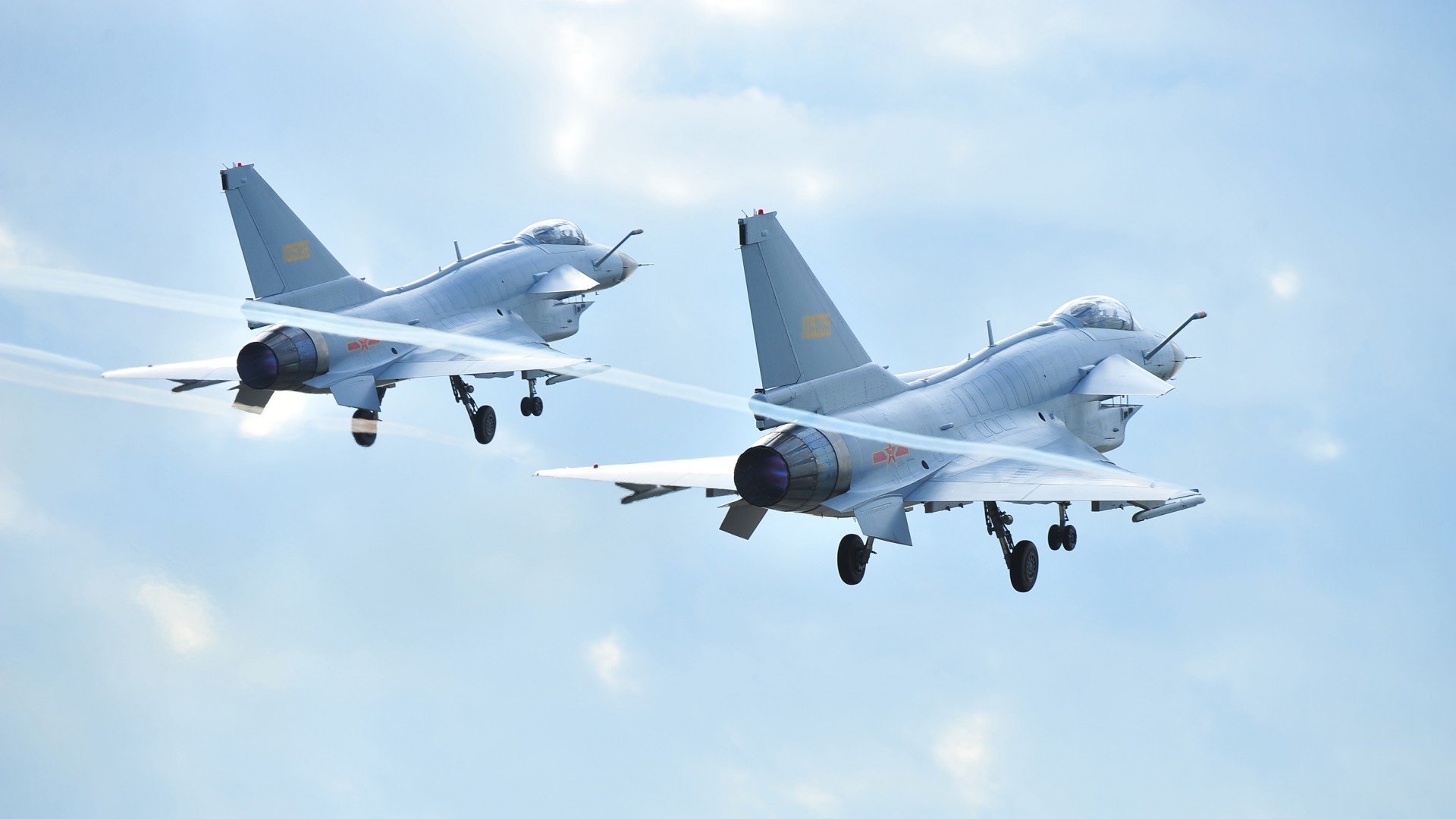 老鹰展翅收割胜利,霍勒迪化身关键先生击碎76人防线